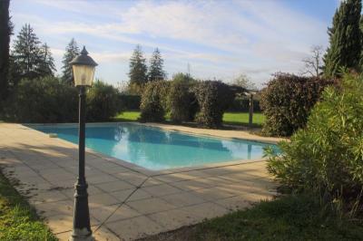 12 Bedrooms - Chateau - Aquitaine - For Sale - 8417-ey