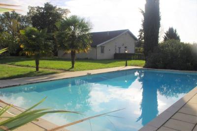 12 Bedrooms - Chateau - Aquitaine - For Sale - 8417-ey