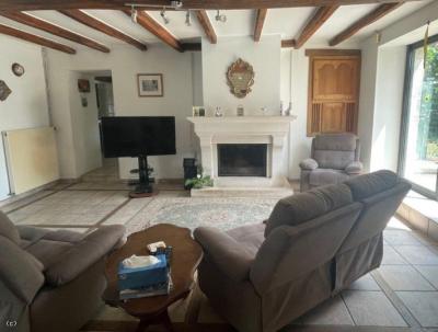 &#8364;350000 - Superb Detached Property With Pool And Gite