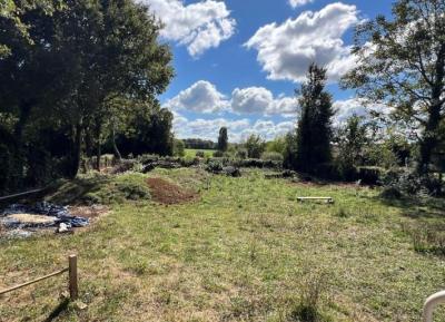 &#8364;234000 - Beautiful Old Detached Stone Property With Barn And Mature Gardens