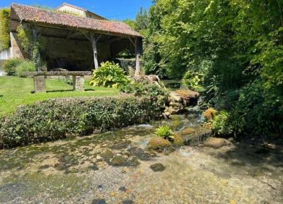 &#8364;576450 - 6 Bedroom Mill On Over 1 Acre Of Landscaped Gardens, Swimming Pool And Barn