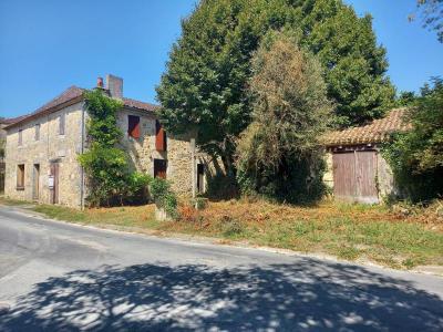 Maison De Village En Pierre Avec Dependances