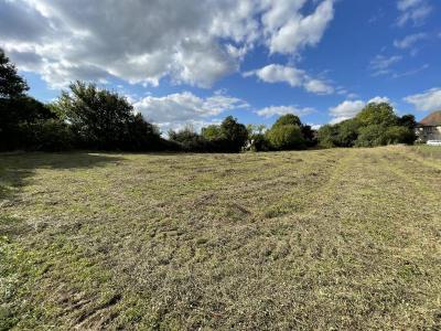 Terrain Constructible Dans Le Bourg