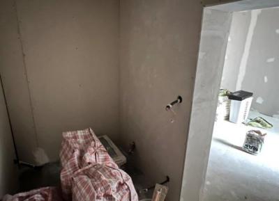 &#8364;55000 - House To Finish Renovating