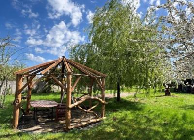 &#8364;336800 - Imposing Stone House With A Superb Garden, Barn And Swimming Pool