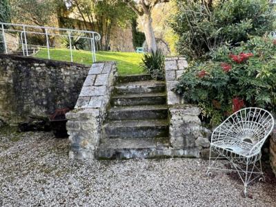 &#8364;315750 - 17th Century Unique \"relais De Poste\" Offering 4 Bedrooms And Heaps Of Character