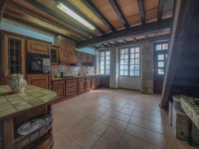 5 Bedrooms - House - Aquitaine - For Sale - 10090-ey