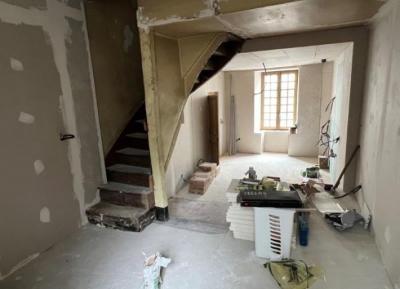 &#8364;55000 - House To Finish Renovating