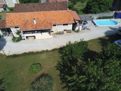 &#8364;199950 - 2 Independent Accommodations With Large Gardens And Swimming Pool