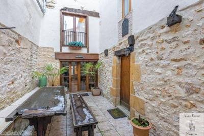 4 Bedrooms - House - Aquitaine - For Sale - 10451-mo