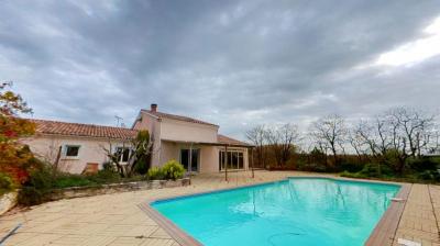 5 Bedrooms - House - Aquitaine - For Sale - 10674-ey