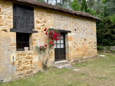 Maison En Pierre Sur 12 Hectares