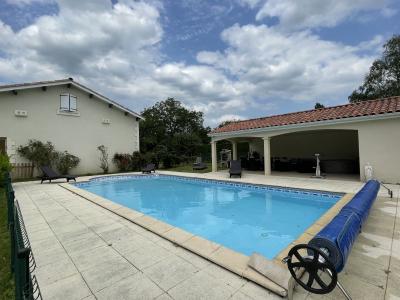Maison Familiale Avec Piscine Et Grand Terrain Entre Bergerac Et Perigueux
