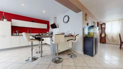 Maison Familiale Avec Piscine Et Grand Terrain Entre Bergerac Et Perigueux
