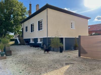 Trois Maisons