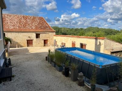 Trois Maisons