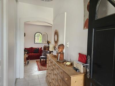 Plain Pied Spacieux Et Lumineux Au Calme Avec Garage Double Independant, Sur 4707m2 De Jardin Clos A