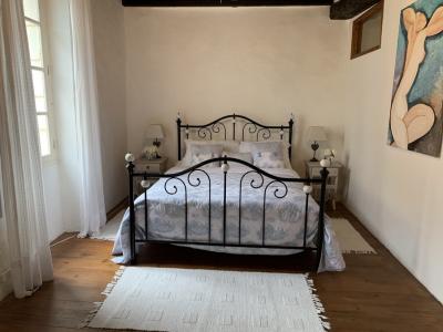 Maison Dans Une Pittoresque Village Avec Gite.