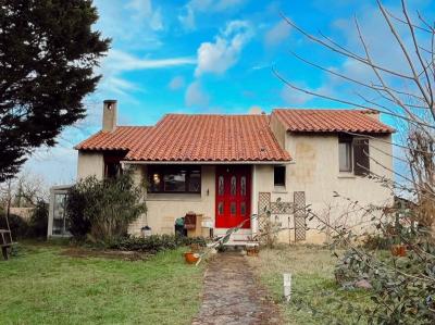 3 Bedrooms - House - Aquitaine - For Sale - 11074-ey