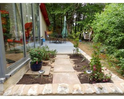 Propriete En Pierre Renovee, 4 Chambres, 2 Salles De Bains Avec Piscine Chauffee Dans Plus De 1800 M