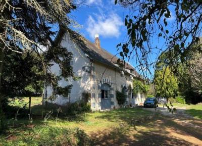 &#8364;550000 - Renovated Manor House And Renovated Barn With Swimming Pool On Over 3 Hectares Of La