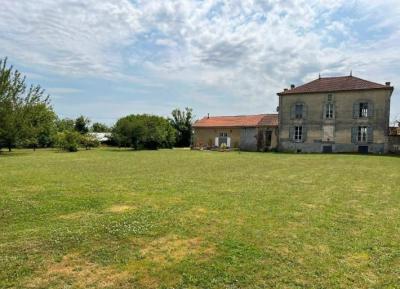 &#8364;444950 - Glorious 19th Century Manor House On Over 2.5 Acres