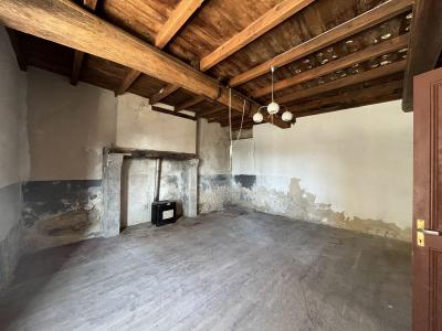 Maison De Village En Pierre Avec Dependances