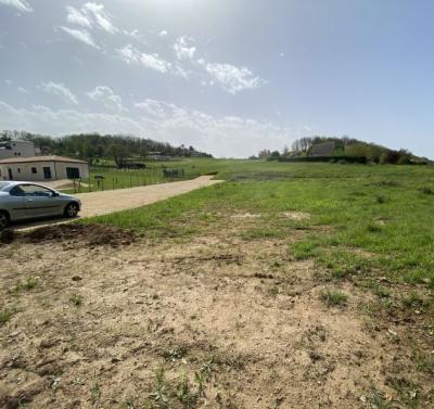 Terrains Dans Un Secteur Residentiel Tres Recherche, Avec Une Belle Vue Panoramique Sur La Campagne.