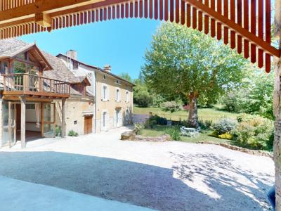 Maison De Charme Avec Grange, Preau Et Atelier
