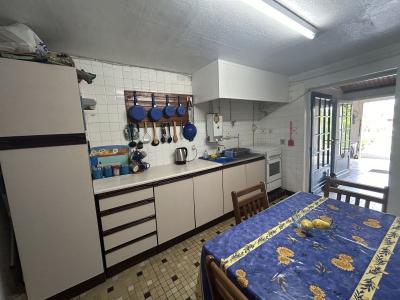 Charmante Maison De Village Mitoyenne A Vendre Dans Le Perigord Noir