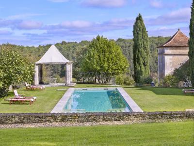 Domaine De Charme Au Cœur De 10 Hectares