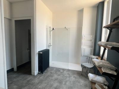 5 Bedrooms - Building - Aquitaine - For Sale - 11385-ey
