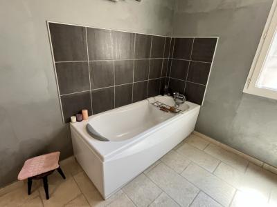 4 Bedrooms - House - Aquitaine - For Sale - 11354-ey