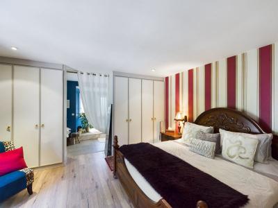Superbe Villa Individuelle De Quatre Chambres Avec Logement Separe De 1 Chambre Et Piscine, Le Tout