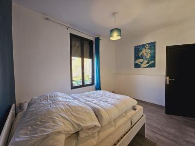 Exclusivement A L\\\'agence Eleonor, Nous Presentons Cette Propriete Renovee Au Centre De Lalinde Av