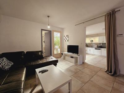 Exclusivement A L\\\'agence Eleonor, Nous Presentons Cette Propriete Renovee Au Centre De Lalinde Av