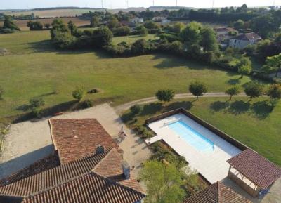 &#8364;494000 - Beautiful 4 Bedroom House With Over One Hectare Of Land And Swimming Pool