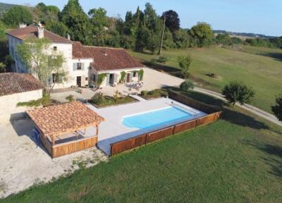 &#8364;494000 - Beautiful 4 Bedroom House With Over One Hectare Of Land And Swimming Pool