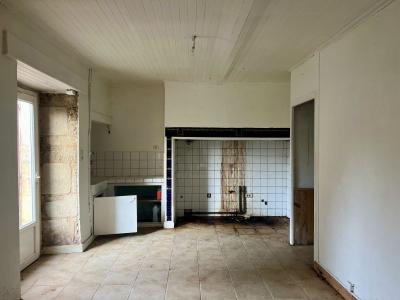 Villefranche Du Perigord: Propriete En Pierres Avec 1,5ha De Terres