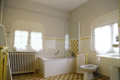 Manoir Avec Tennis Et Piscine