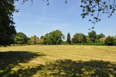 Manoir Avec Tennis Et Piscine