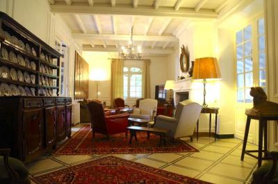 Manoir Avec Tennis Et Piscine