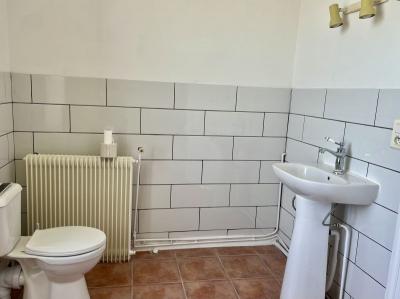 Monpazier: Charmante Maison Avec Jardin Et Dependances