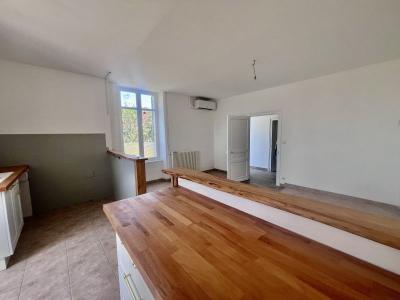 Monpazier: Charmante Maison Avec Jardin Et Dependances
