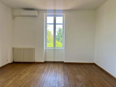 Monpazier: Charmante Maison Avec Jardin Et Dependances