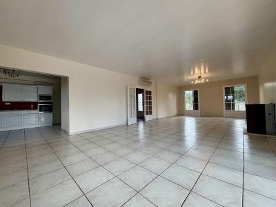 Magnifique Villa Avec Vue Dominante Dans Le Lot