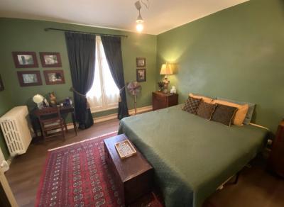 Maison De Ville Elegante En Plein Cœur De Cette Ville Populaire Du Perigord