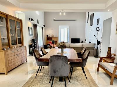 Montayral: Maison En Pierres