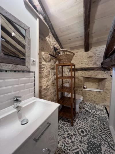Proche Beaumont: Charmante Maison De Village