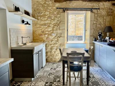 Proche Beaumont: Charmante Maison De Village